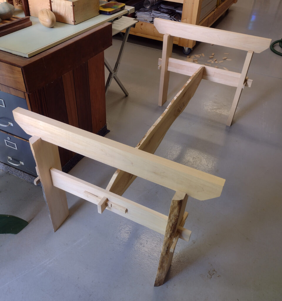 Test assembly of table supports